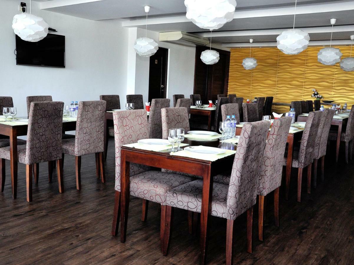 Laa Adams - The Luxurious Living Hotell Hatton Exteriör bild