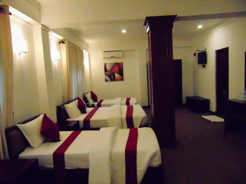 Laa Adams - The Luxurious Living Hotell Hatton Exteriör bild